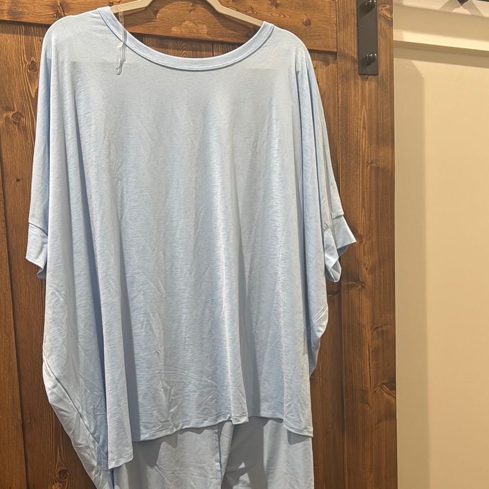 Scarlett Gray and Blue Dolman Sleeve Tunic